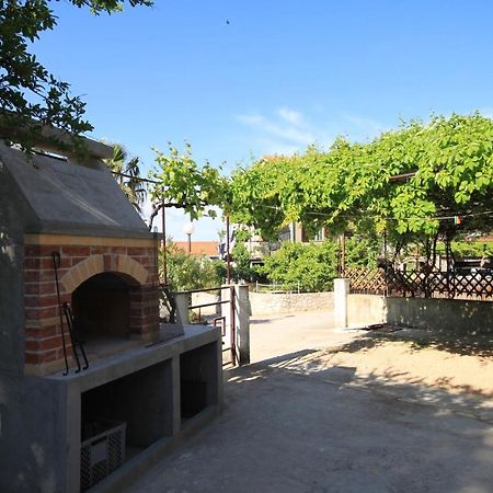 Apartment Jelsa 5703A Kültér fotó
