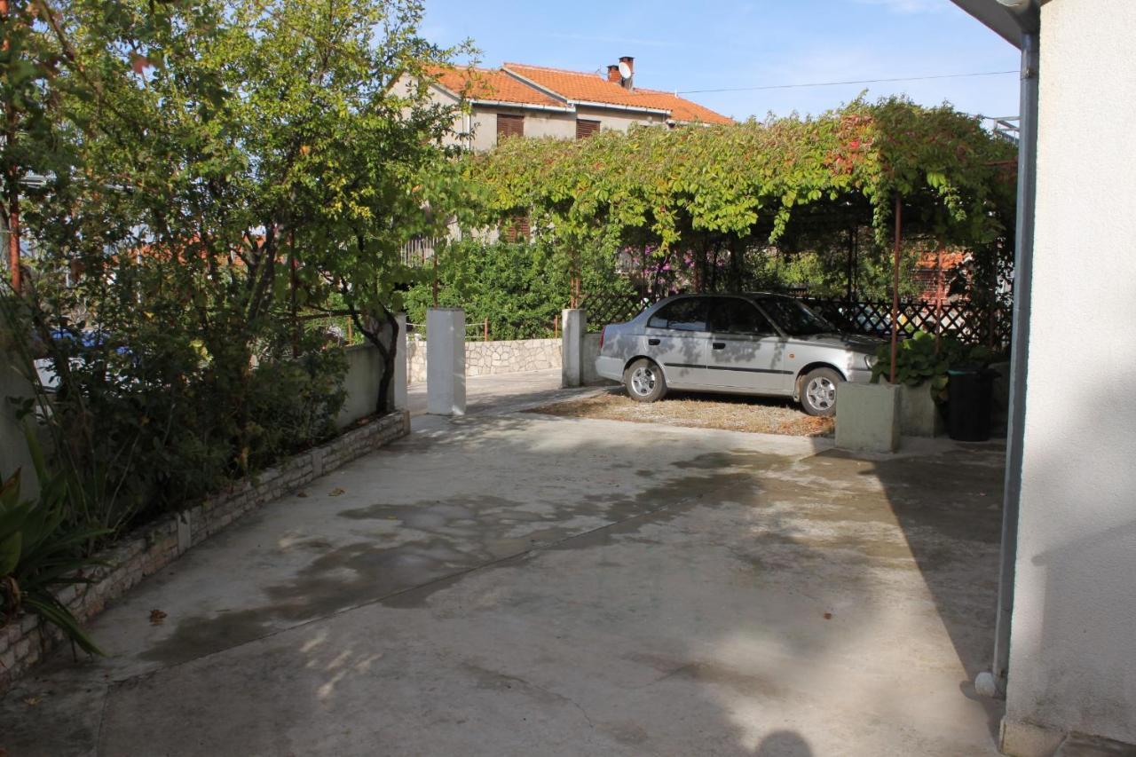 Apartment Jelsa 5703A Kültér fotó